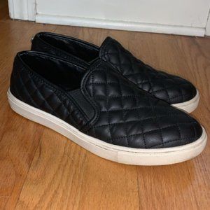 Ecentrcq Black Slip-on Sneakers